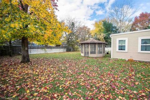 149 Idaho Dr, Elyria, OH 44035 photo 6