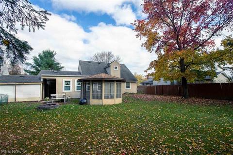 149 Idaho Dr, Elyria, OH 44035 photo 5