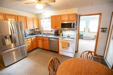 149 Idaho Dr, Elyria, OH 44035 photo 10