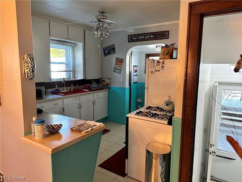 19 W Lowell Ave, Akron, OH 44310 photo 18