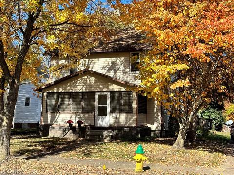 19 W Lowell Ave, Akron, OH 44310 photo 2