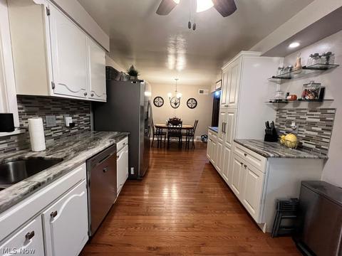623 Oakridge Dr, Boardman, OH 44512 photo 6