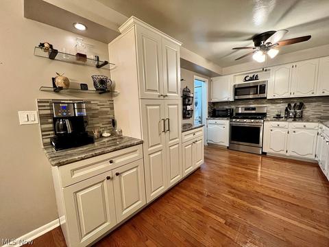 623 Oakridge Dr, Boardman, OH 44512 photo 8