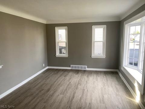 2811 Torrington Ave, Parma, OH 44134 photo 4