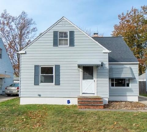 412 E 274th St, Euclid, OH 44132 photo 1