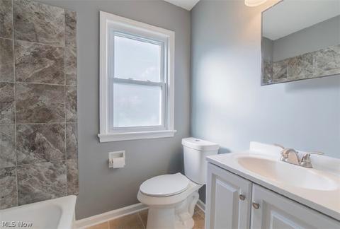 412 E 274th St, Euclid, OH 44132 photo 15
