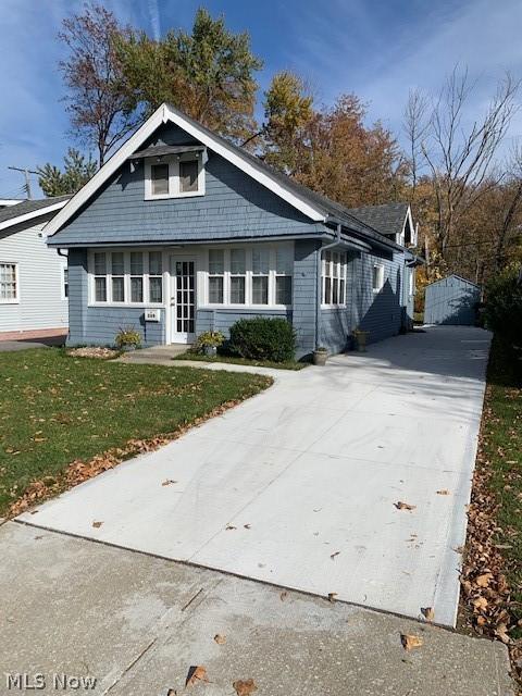 269 E 238th St, Euclid, OH 44123 photo 1