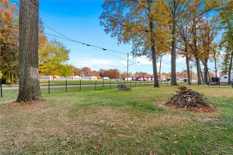 396 E Oregon Ave, Sebring, OH 44672 photo 16