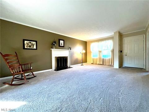 237 Franklin Dr, Berea, OH 44017 photo 7