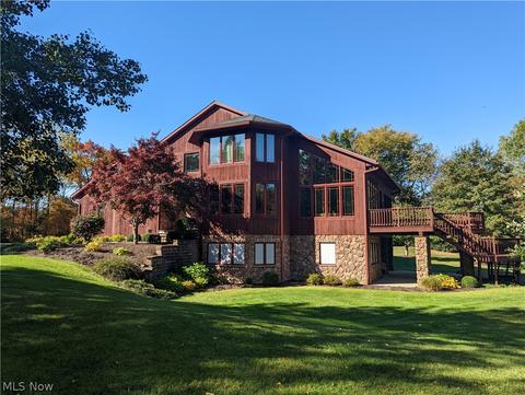 2571 State St NE, Canton, OH 44721 photo 1