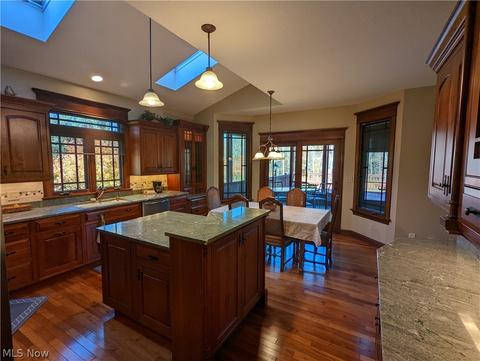 2571 State St NE, Canton, OH 44721 photo 8