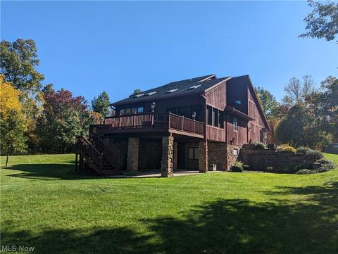 2571 State St NE, Canton, OH 44721 photo 4