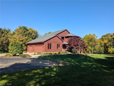 2571 State St NE, Canton, OH 44721 photo 2