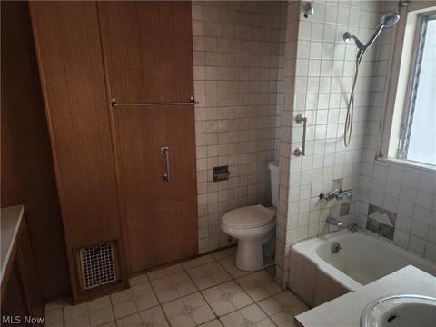 506 W 28th St, Ashtabula, OH 44004 photo 7