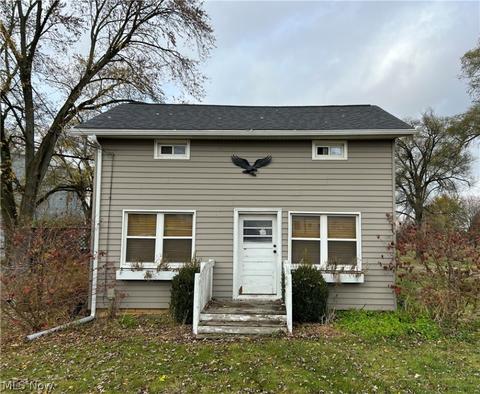 728 E Main St, Smithville, OH 44677 photo 2
