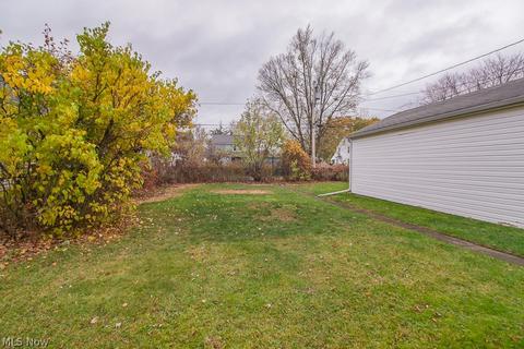 2433 E 32nd St, Lorain, OH 44055 photo 33