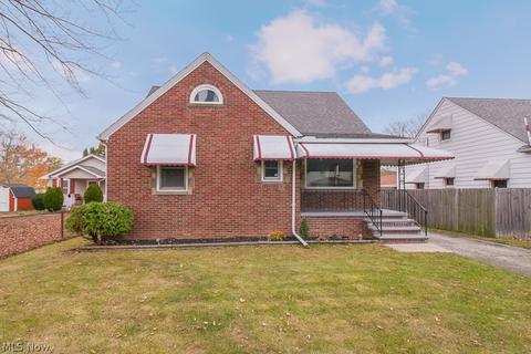 2433 E 32nd St, Lorain, OH 44055 photo 1
