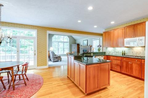 370 Duneden Dr, Aurora, OH 44202 photo 13