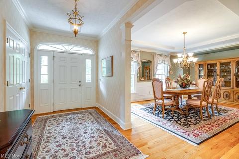 370 Duneden Dr, Aurora, OH 44202 photo 8