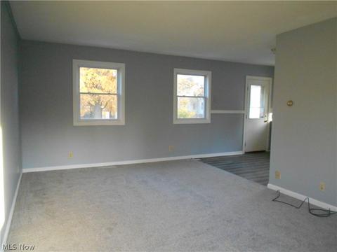 5306 Reed Ave, Ashtabula, OH 44004 photo 8