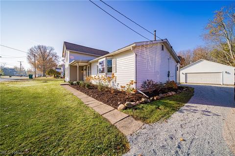4432 Maple St, Perry, OH 44081 photo 2