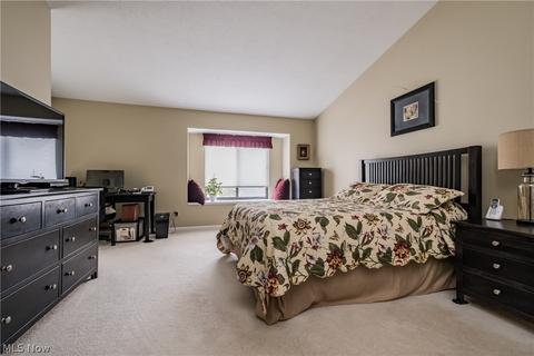 2877 Charing Cross Rd NW, Canton, OH 44708 photo 12
