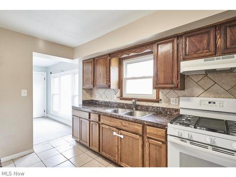 2878 Colon Dr, Copley, OH 44321 photo 12