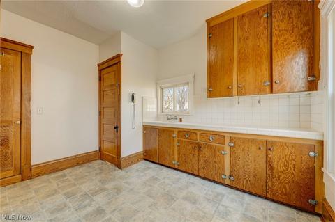 313 12th St, Elyria, OH 44035 photo 12