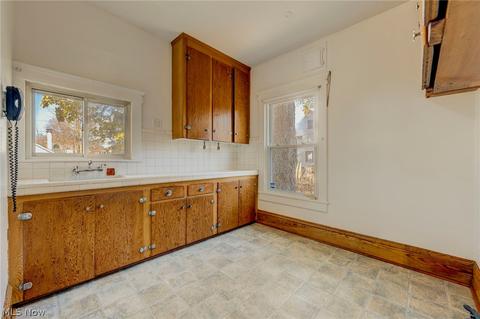313 12th St, Elyria, OH 44035 photo 11