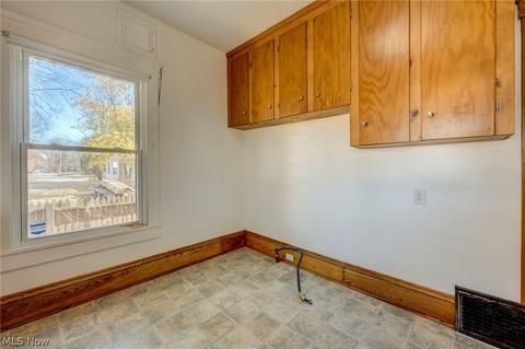 313 12th St, Elyria, OH 44035 photo 13