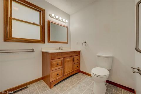 313 12th St, Elyria, OH 44035 photo 15