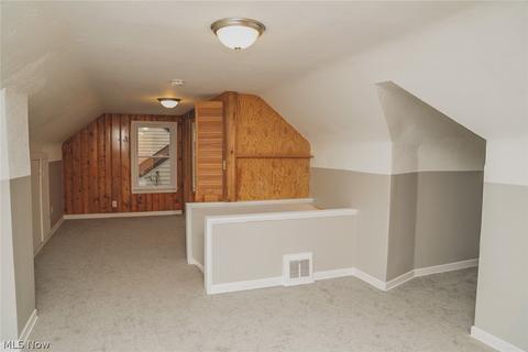315 E 264th St, Euclid, OH 44132 photo 16