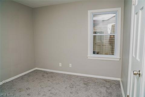 315 E 264th St, Euclid, OH 44132 photo 8