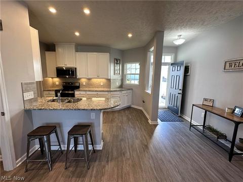 804 Walcutt Ct, Lagrange, OH 44050 photo 7