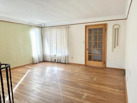 6406 Ackley Rd, Parma, OH 44129 photo 9