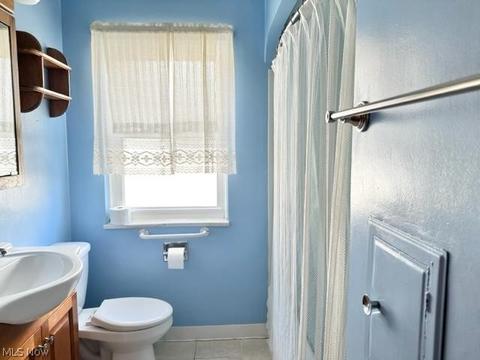 6406 Ackley Rd, Parma, OH 44129 photo 15