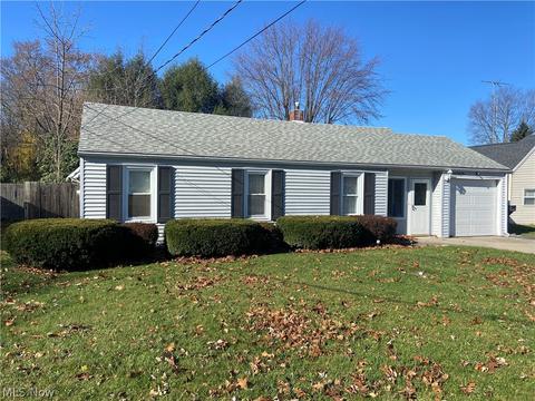 1655 Manor Ave NW, Canton, OH 44708 photo 1