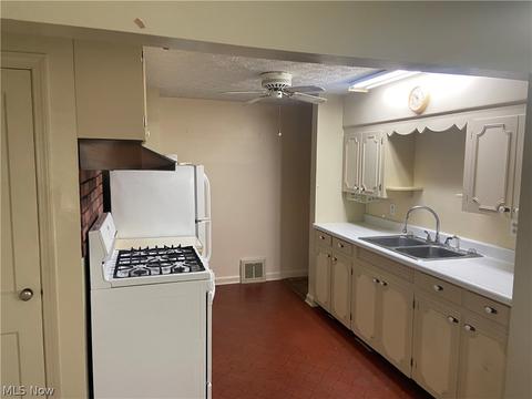 1655 Manor Ave NW, Canton, OH 44708 photo 13