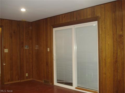 155 E 267th St, Euclid, OH 44132 photo 11