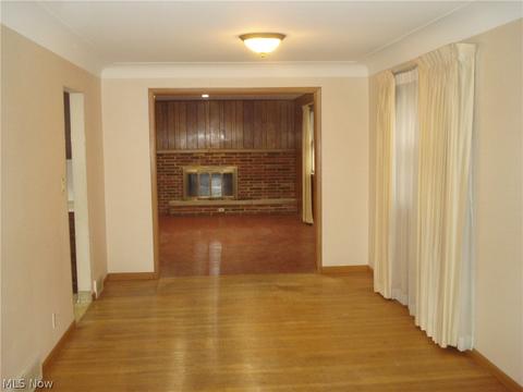 155 E 267th St, Euclid, OH 44132 photo 9