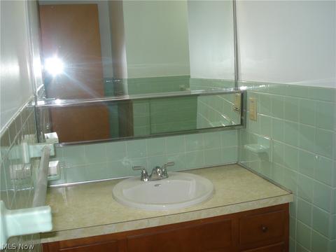 155 E 267th St, Euclid, OH 44132 photo 23