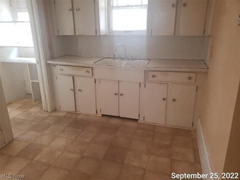 2426 Nicholas Pl NW, Canton, OH 44708 photo 5