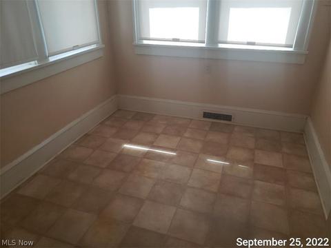 2426 Nicholas Pl NW, Canton, OH 44708 photo 6
