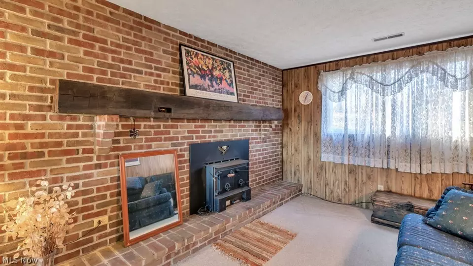 39 Iroquois Trl, Malvern, OH 44644 photo 19