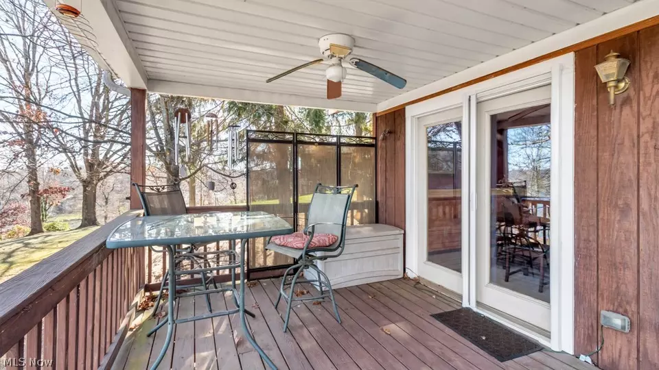  39 Iroquois Trl, Malvern, OH 44644 photo 17