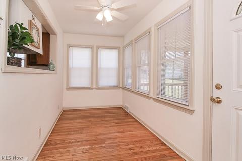 143 School St, Elyria, OH 44035 photo 5