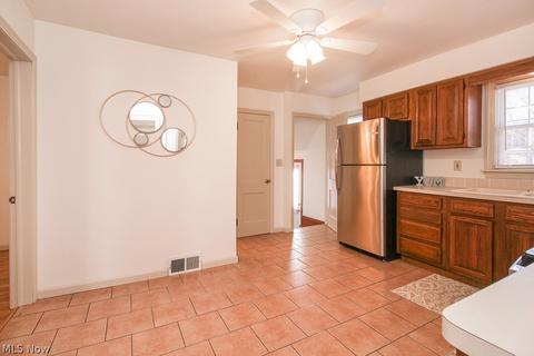 143 School St, Elyria, OH 44035 photo 8