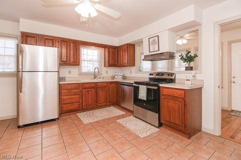 143 School St, Elyria, OH 44035 photo 6