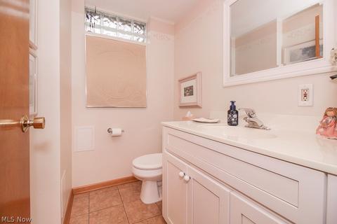 1111 Park Ave, Elyria, OH 44035 photo 23