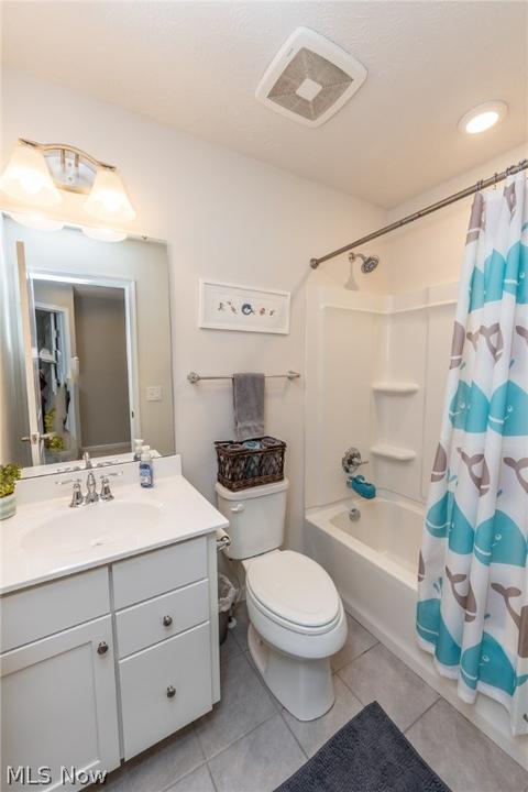 519 Riley Ct, Lagrange, OH 44050 photo 20